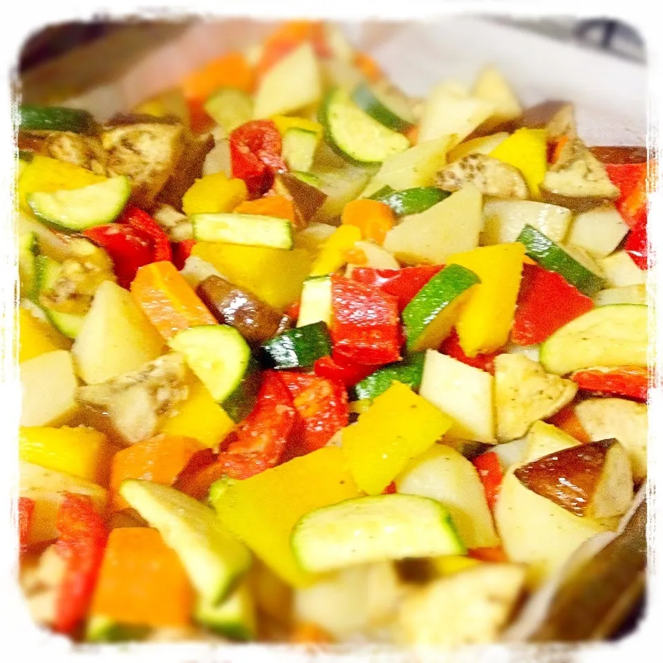 Roast veggies with garlic salt|Chibiko's Kitchenさん