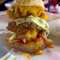 That what we call "burger bakar brother burn" MALAYSIA BOLEH!|Aizat Sharaniさん