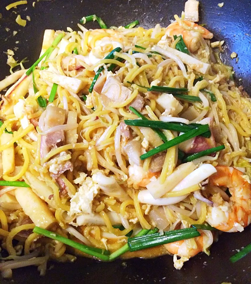 Hokkien fried prawn noodles|12Dragonさん