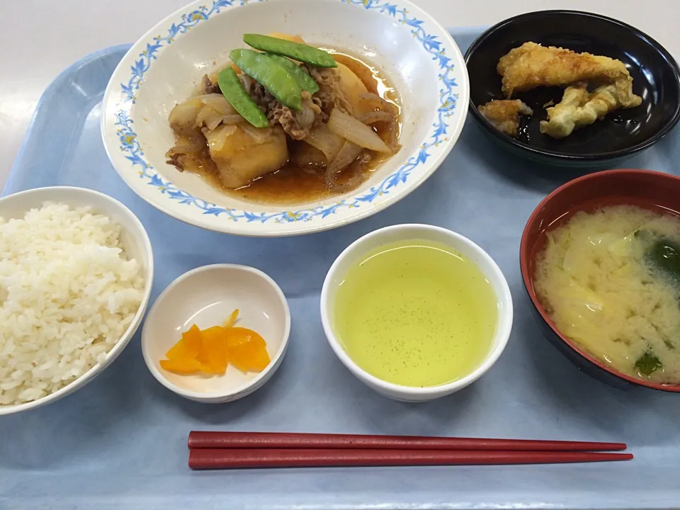 Snapdishの料理写真:肉じゃが定食|なるさんさん