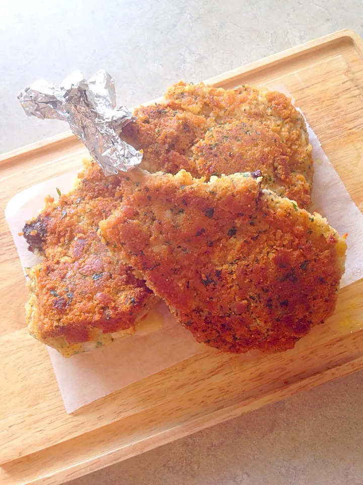 Herb crumbed pork cutlet stuffed with cheese sage and bacon|Chrisy Hillさん