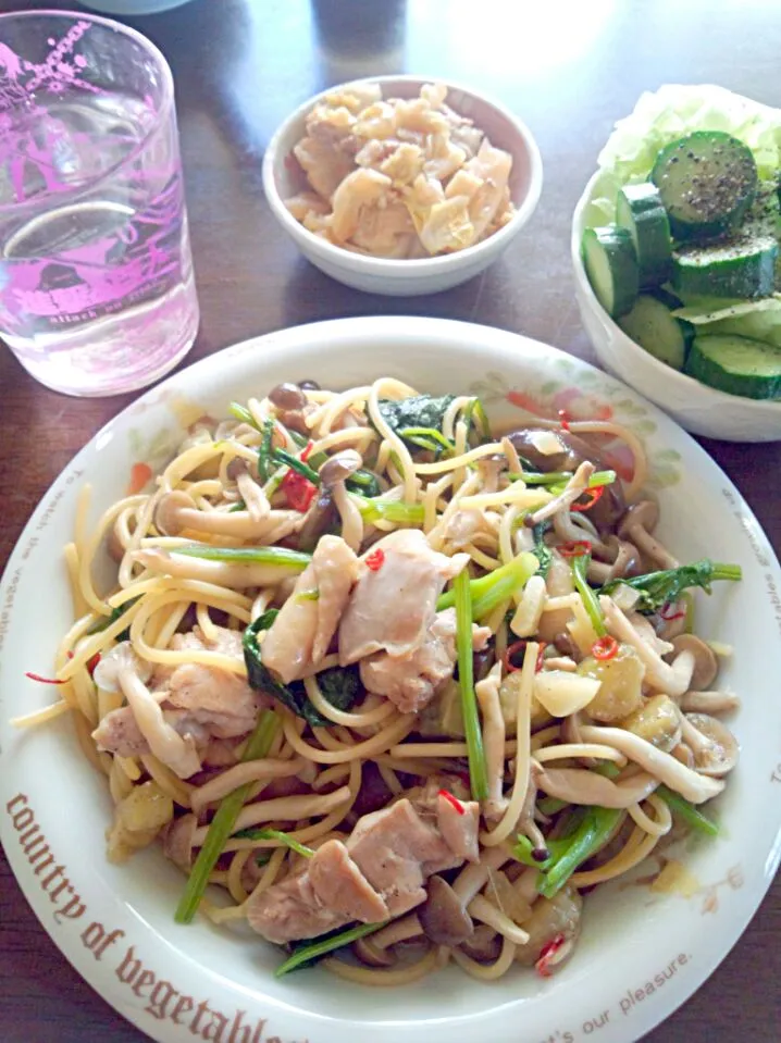 鶏肉とほうれん草のペペロンチーノ(*^^*)|ニイロハルナさん