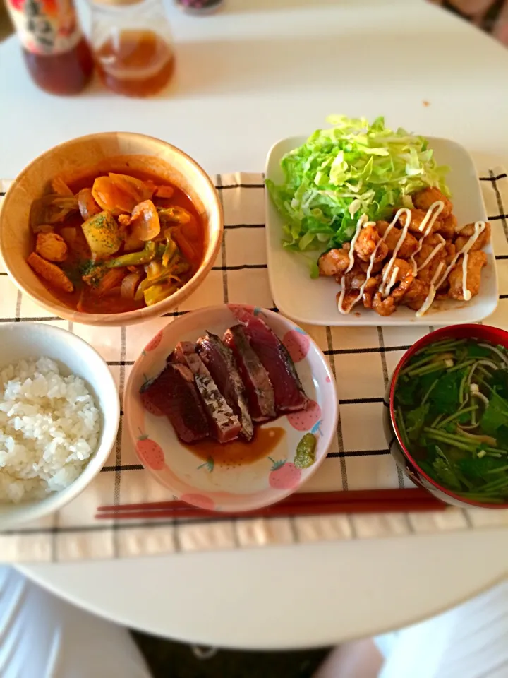 Snapdishの料理写真:しらたきご飯、鶏肉の照り焼き、チキン煮込み、味噌汁、カツオたたき|ゆうかさん