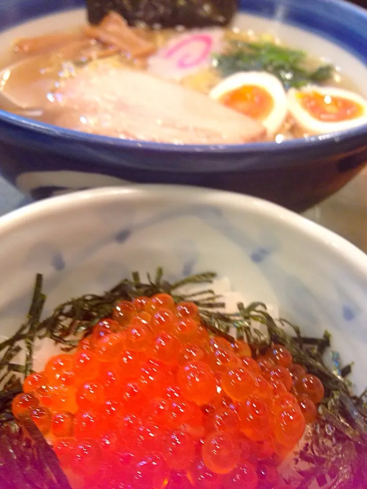 ミニいくら丼&味玉塩ラーメン@大門|satoさん