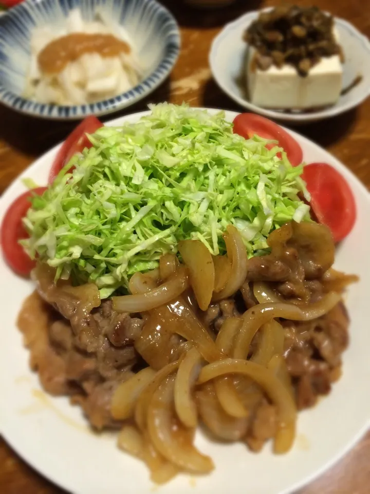 Snapdishの料理写真:豚の生姜焼き、ウド酢味噌あえ、山わさび奴。|raku_darさん