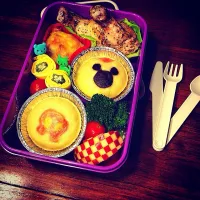 Micky mouse steamed cake & Oven-baked chicken Lunch box 💕 ミッキーの蒸しパン&手羽元のオーブン焼き弁当