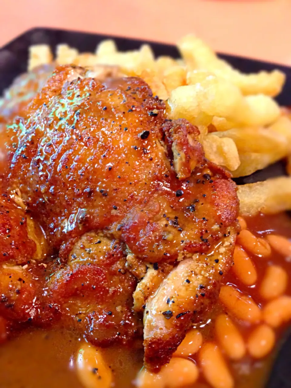 Super huge chicken chop@Wow Wow West, ABC food centre|coxiella24さん