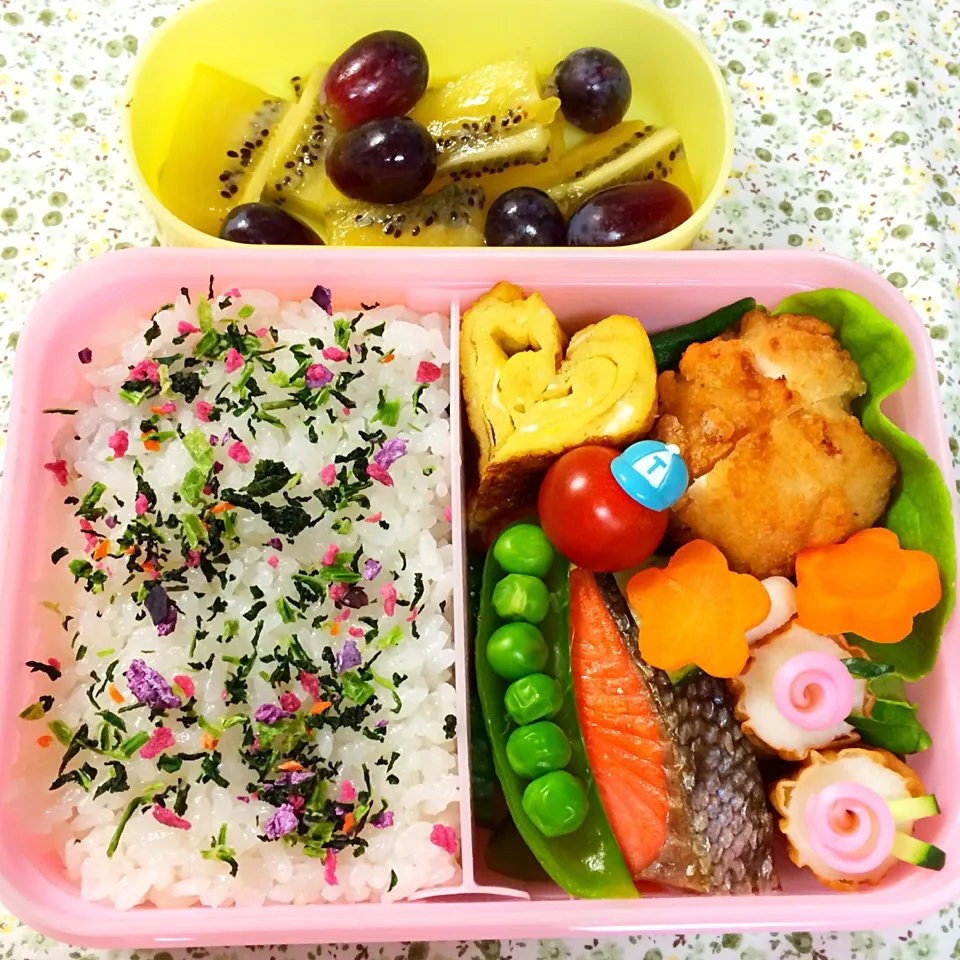 Snapdishの料理写真:中1女子のお弁当 "鮭弁"|Kunicomさん