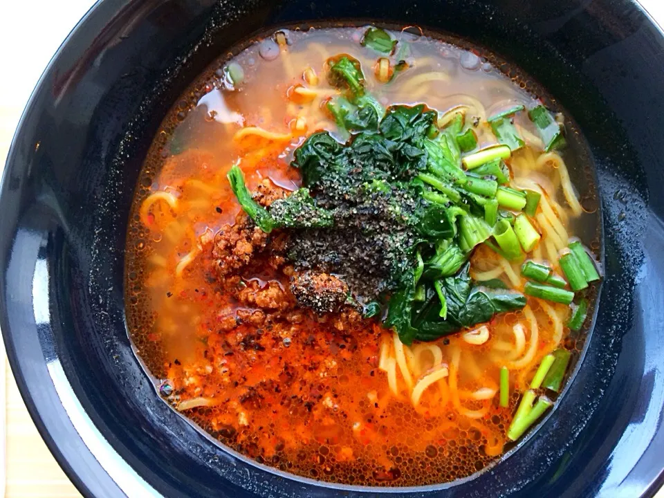 今日の社食は黒ゴマ坦々麺。430円。単品にしてみました(^-^)|ルーア・ブランカさん