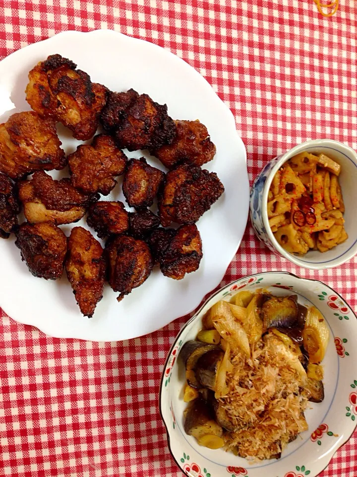 焼き肉のタレ味唐揚げ  蓮根きんぴら  ナスとネギのさっぱり炒め|ひとみんさん