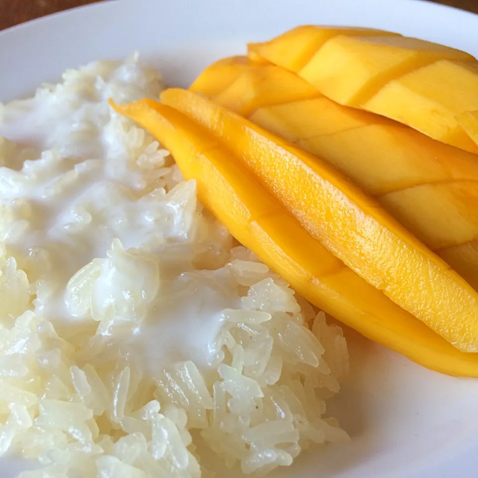 sweet sticky rice with mango|Sukiieさん