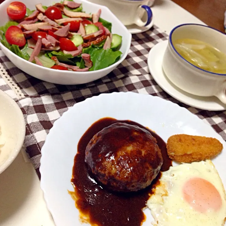 彼お手製〜ハンバーグプレート、鴨サラダ、野菜スープ|tel meさん