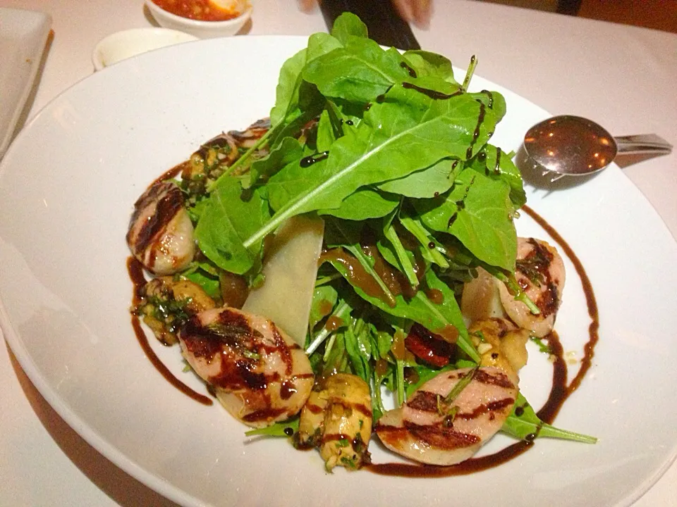 Rocket Salad with Foie Gras and sausages|Obeoom Jumsai Na Ayudhyaさん