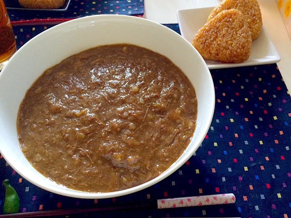 Snapdishの料理写真:牛すじカレーの残りでカレーうどん|Aiko Haradaさん