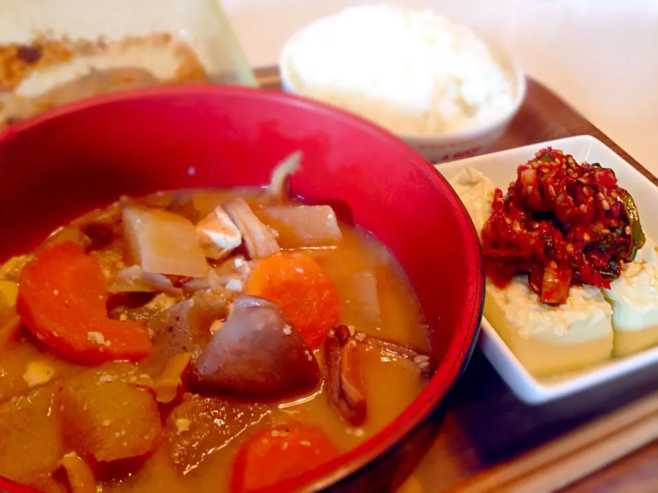 ガツ煮込み❤️枝豆豆腐 葱キムチ乗せ❤️河豚卵へしこ❤️ごはん❤️|mieko matsuzakiさん