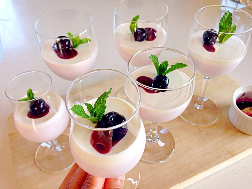 youghurt and blueberry mousse|viviさん