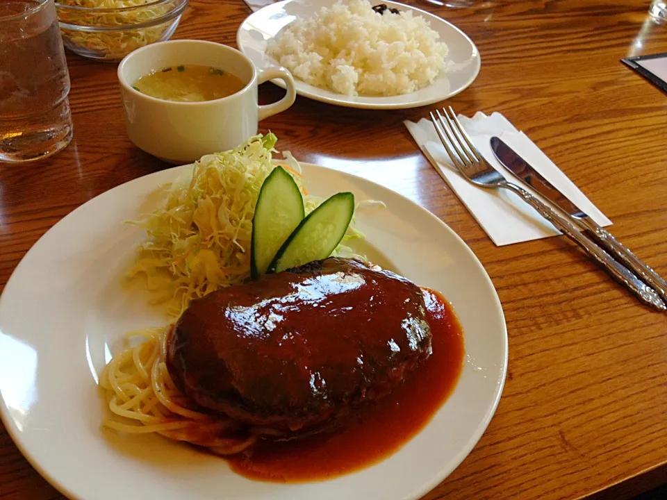 三和珈琲ハンバーグランチセット〜|カフェアジアンさん