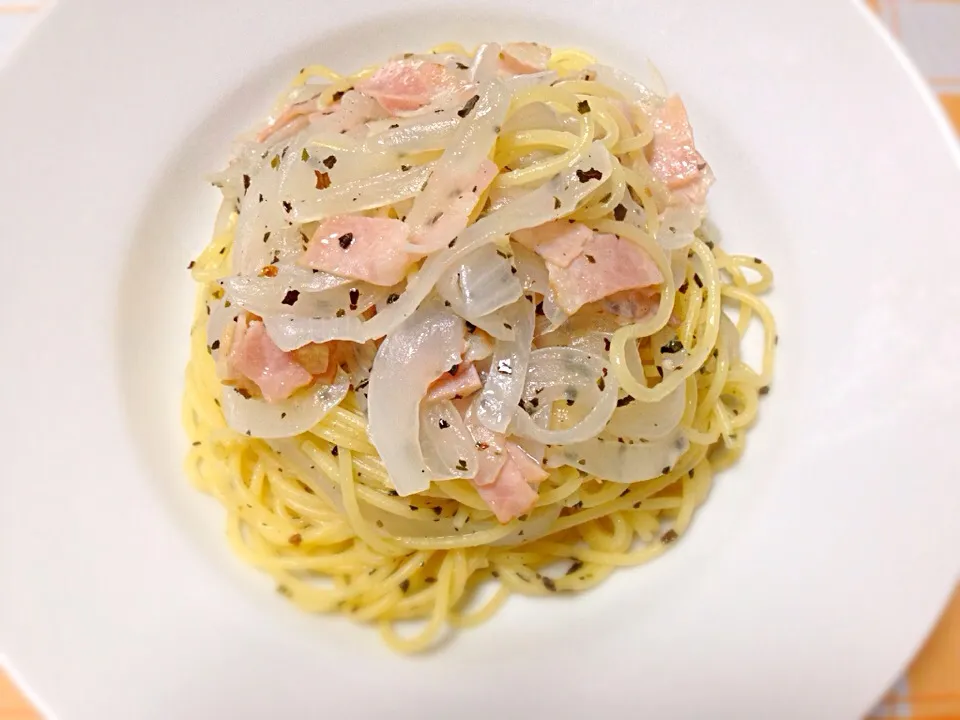 新玉ねぎのパスタ|めっちいさん