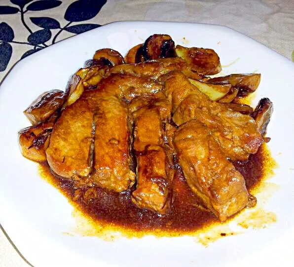 Pork Steak w/ Fried Garlic (Japanese Style Steak) (Tonteki)|Glenda Antonio Satoさん