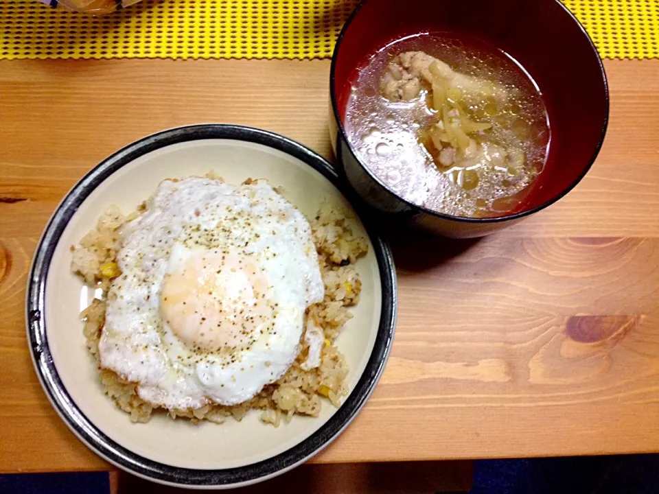 Fried Rice with egg on the top and the Chicken soup(Tinola)|Kate Lucasさん