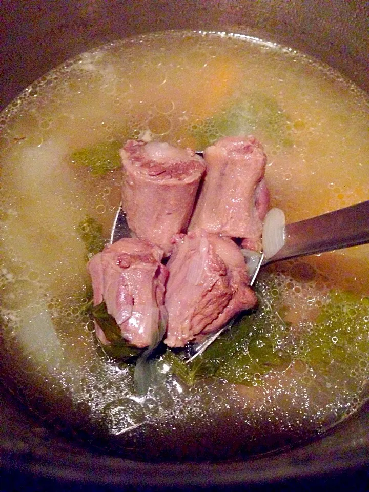 Cow tail stew♨牛テールのシチュー 下拵え|🌈Ami🍻さん