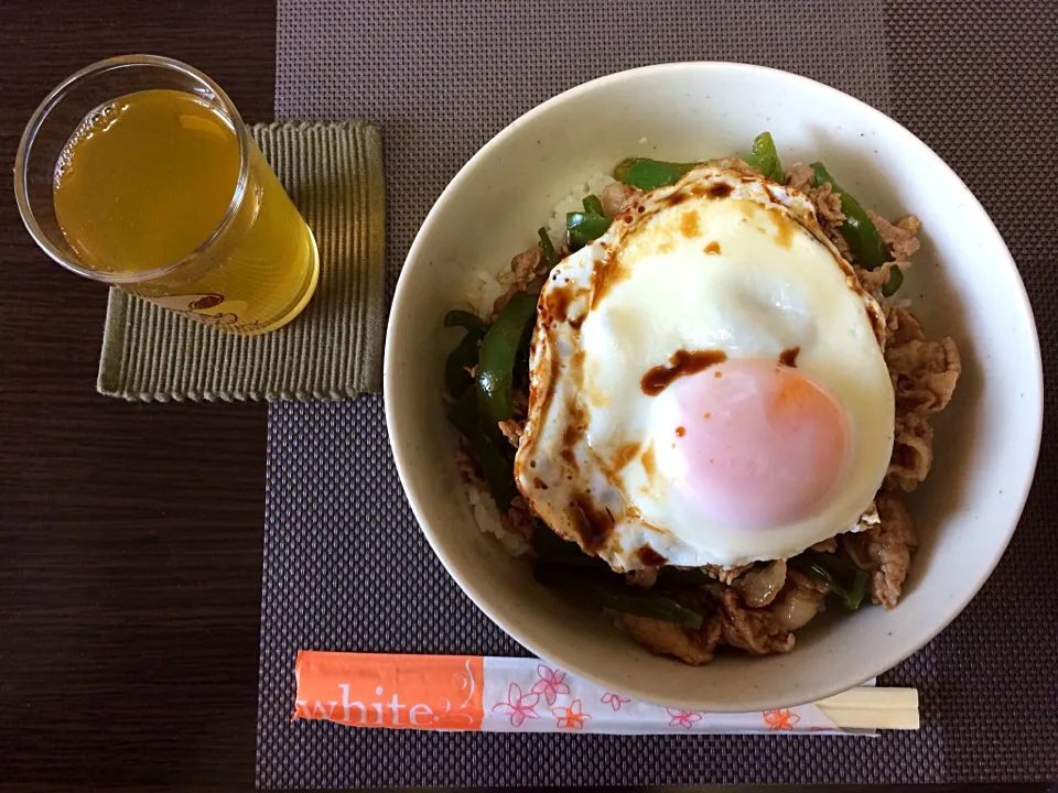 チンジャオロース丼|ばーさんさん