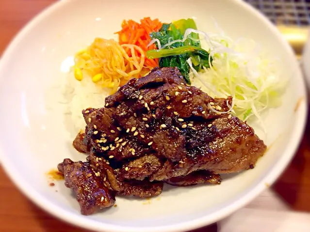 腰塚 黒毛和牛焼肉丼|江坂慎子さん