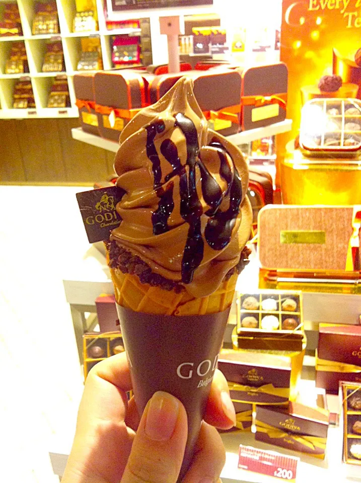 Godiva🍦🍦🍦😋|KaRenさん