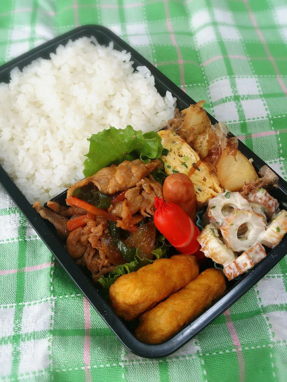 Snapdishの料理写真:14.5.12 男子高校生弁当|yukiさん