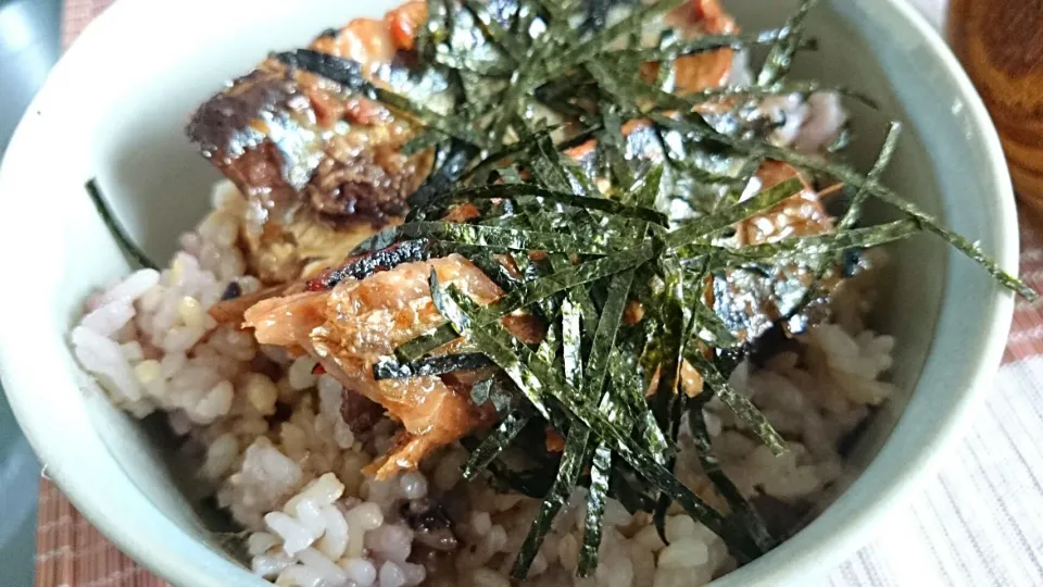 さんまの蒲焼き丼|まぐろさん