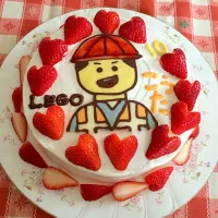 レゴムービー エメットくん  誕生日ケーキ♡|Yayoiyoさん