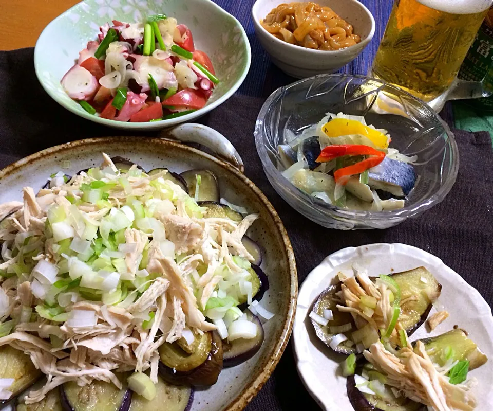 Snapdishの料理写真:焼き茄子の蒸し鶏と葱のせ、ニシンのマリネ、タコのカルパッチョ風サラダ、自家製塩辛|ぷっくりんこ💙さん