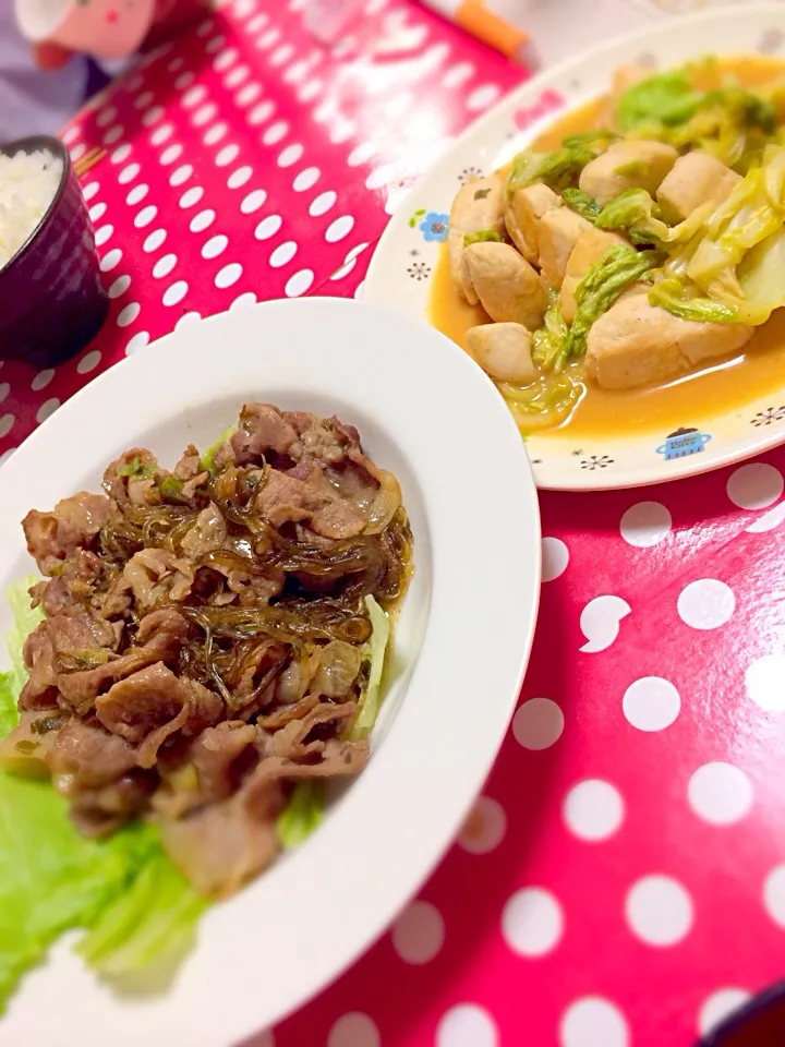 Snapdishの料理写真:豚肉と春雨のガリバタ炒めとささみと春キャベツの味噌煮＼(^o^)／|たまままままさん