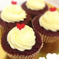 Snapdishの料理写真:Red Velvet Cupcakes|Winny Yauさん