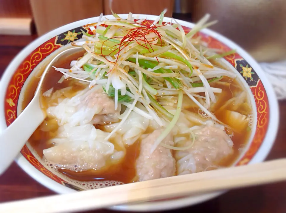 わんたんめんの店😋ネギわんたん麺🍜|アライさんさん