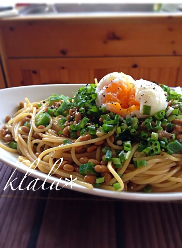 旦那絶賛な我が家のおくらスパゲティ⭐納豆プラスで❤️|くららさん