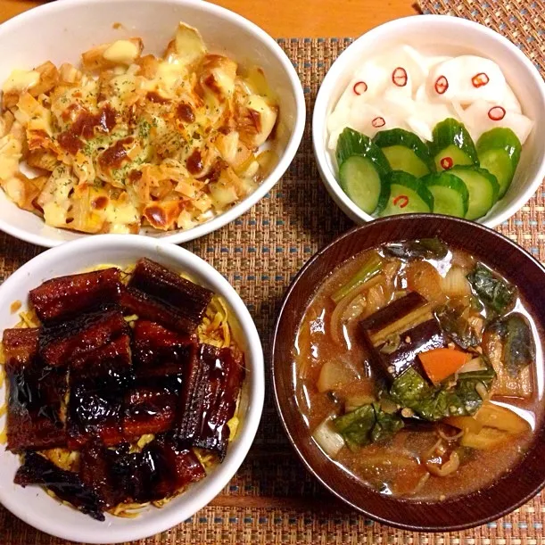 穴子丼と十品目入りお味噌汁、筍のオイスターチーズ焼き|chacoさん