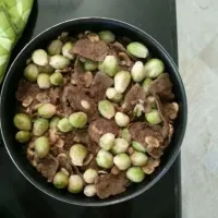 brussel sprouts and steak|Aya Hesham Kandilさん