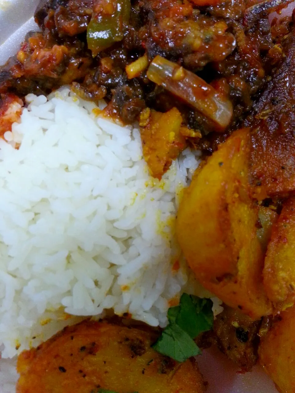 rice, lung sambal & fried potatoes|sazeさん