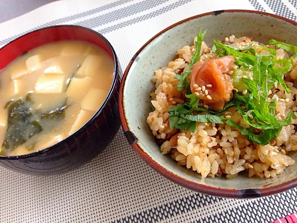 サンマ缶の炊き込みご飯|ぴらこさん