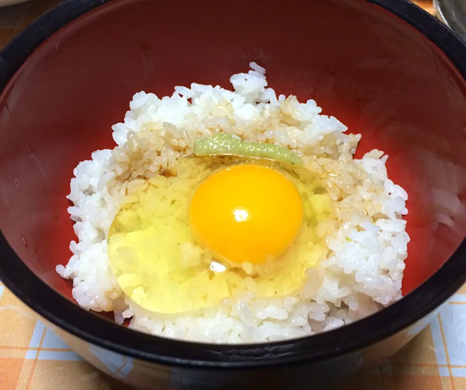 卵かけ御飯(餃子タレ＋わさび)|ばんとうさん