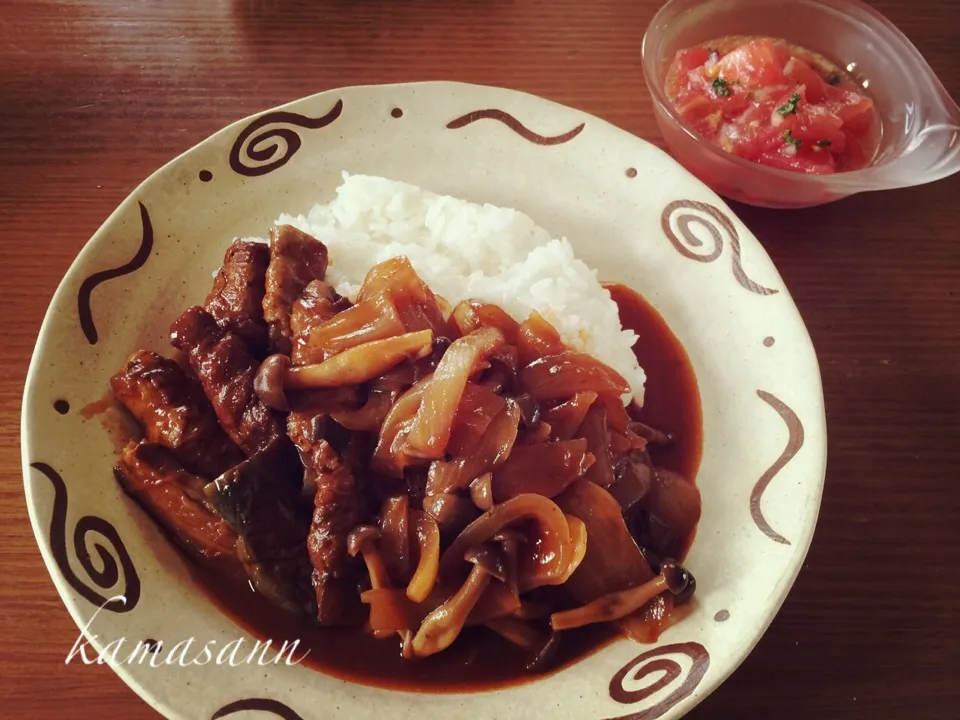 Snapdishの料理写真:夕べの茄子ポークチャップをご飯にかけてみたよ( ´ ▽ ` )ﾉ|かまさん