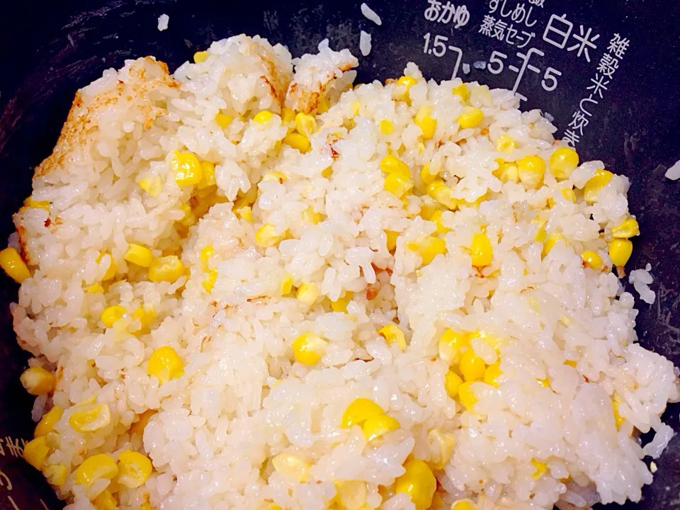 Snapdishの料理写真:とうもろこしごはん|Mieko Oya Eharaさん