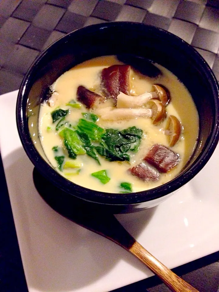 風邪から復活メニュー‼️鶏肉とキノコの茶碗蒸しし💛|まみりんごさん