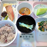 Snapdishの料理写真:創立記念日の入院食|まりもあめさん