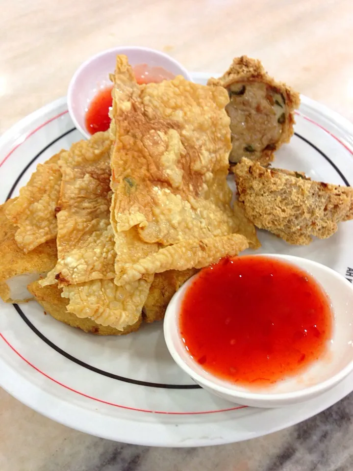 Deep Fried Fish Balls|willklhさん