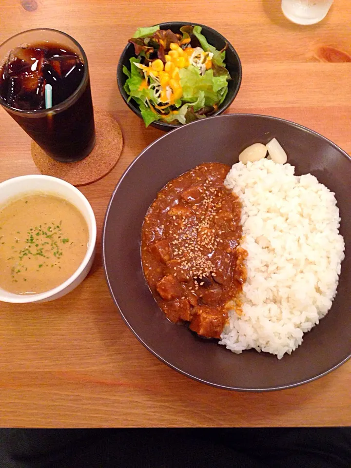 厚揚げとナスと豚ひき肉の味噌バターカレー&海老と細切りタケノコのオリジナルタイカレー@KOSUGIカレー|カリー仙人さん