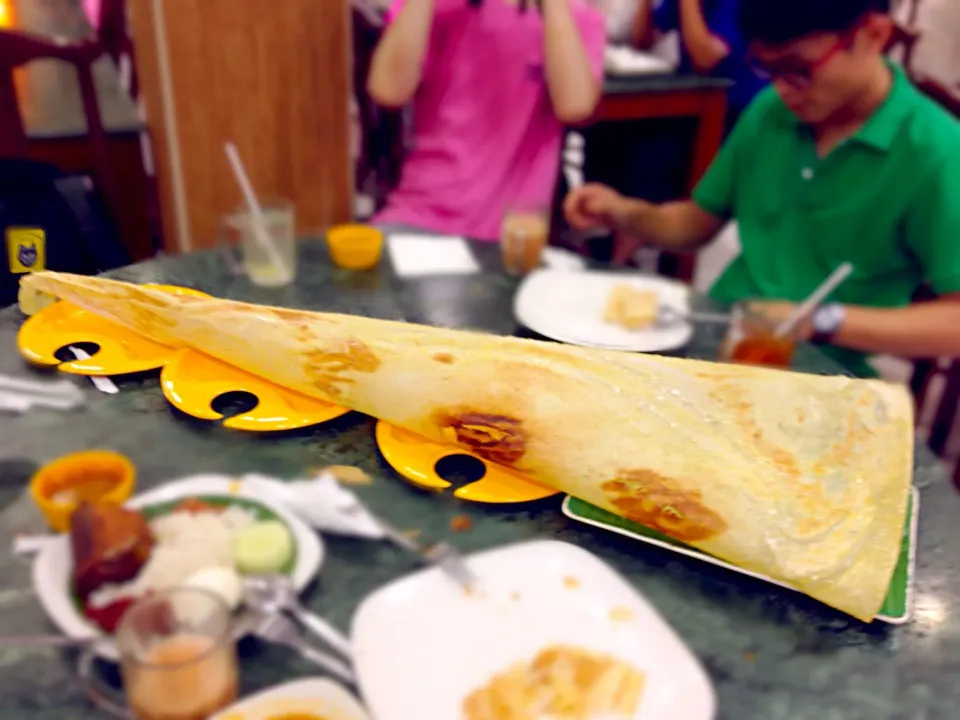 Snapdishの料理写真:Roti Tissue (Indian Pancake with Sugar & Butter)|willklhさん