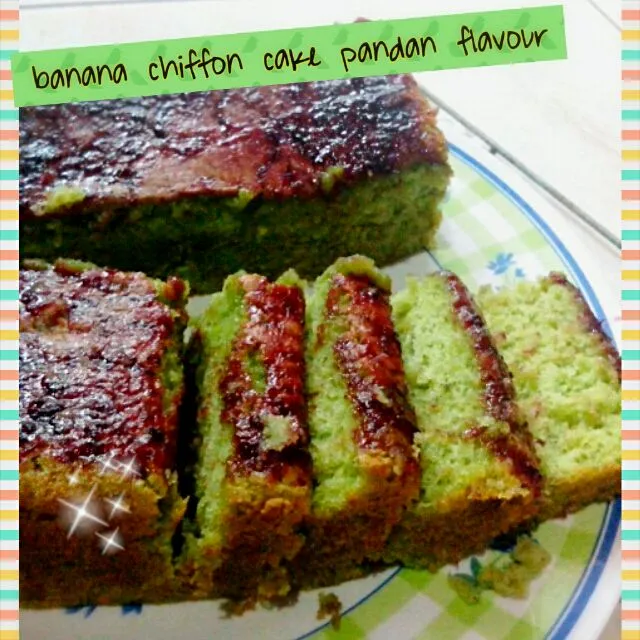 banana chiffon cake pandan flavour|rizki restu anandaさん