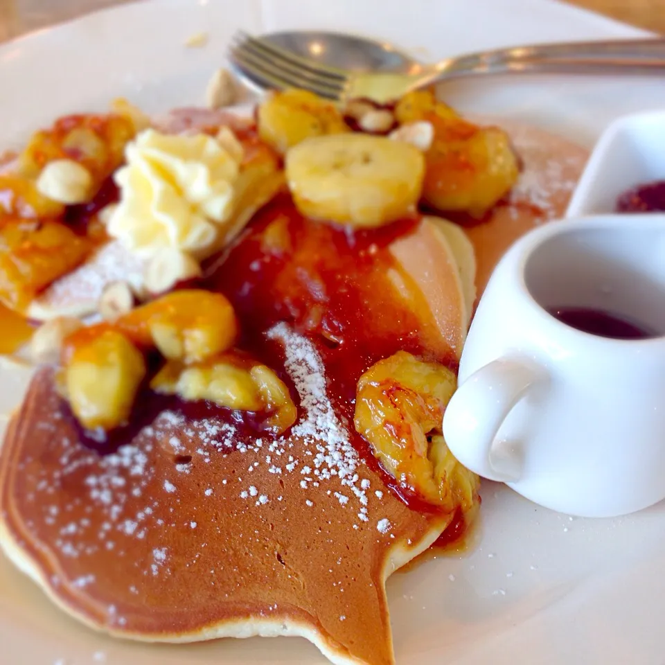 BANANA NUTELLA PANCAKE|ひぐちんさん